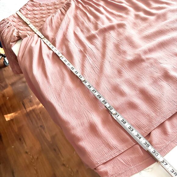 Davi & Dani Solid‎ V Neck Short Sleeve Dusty Rose Mini Dress Women's Size Small - Picture 10 of 14